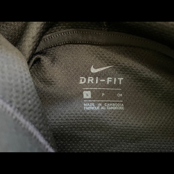 NWT Nike crop sweatshirt with fringe cutouts small - Picture 6 of 8